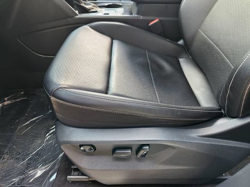 Used 2023 Volkswagen Atlas SE FWD image 25