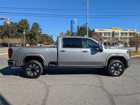 New 2026 GMC Sierra 2500 Denali w/ Denali Reserve Package image 4