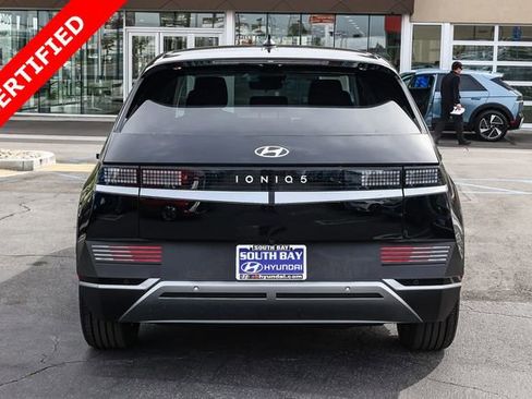 Certified 2024 Hyundai Ioniq 5 SE image 5