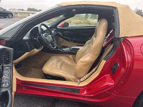 Used 2001 Chevrolet Corvette Base w/ Preferred Equipment Group2 image 13