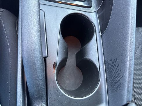 Used 2023 Hyundai Elantra SE image 28