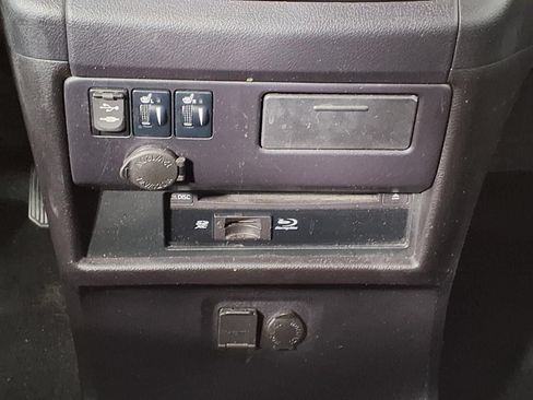 Used 2017 Toyota Sienna SE Premium FWD image 26