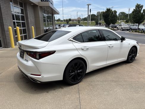 Used 2023 Lexus ES 350 F Sport w/ Accessory Package (Z1) FWD image 32