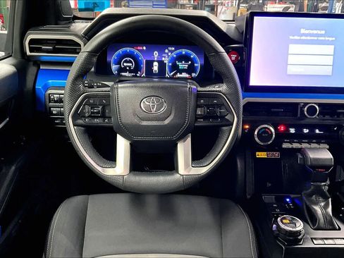 Used 2024 Toyota Tacoma TRD Off-Road image 6