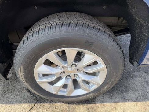 Certified 2024 Chevrolet Silverado 1500 Custom image 26