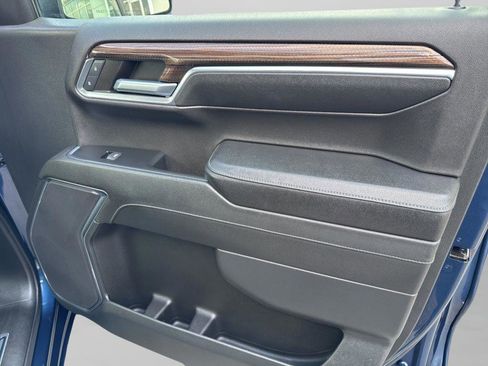 Used 2023 Chevrolet Silverado 1500 LT image 39