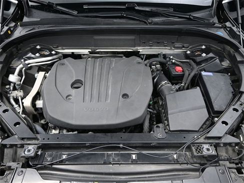 Used 2023 Volvo XC60 B5 Ultimate image 14