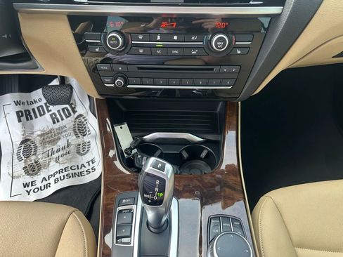 Used 2017 BMW X3 sDrive28i image 16