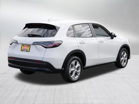 Used 2024 Honda HR-V LX image 7