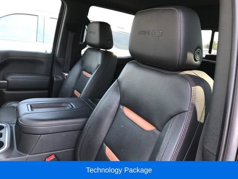 Used 2019 GMC Sierra 1500 AT4 w/ AT4 Premium Package AWD/4WD image 4