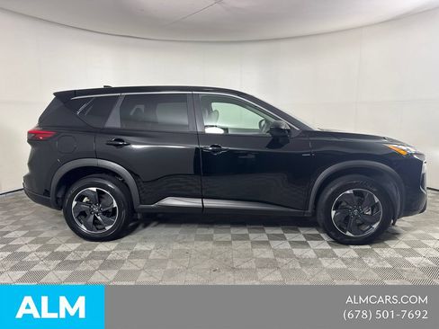 Used 2025 Nissan Rogue SV FWD image 5