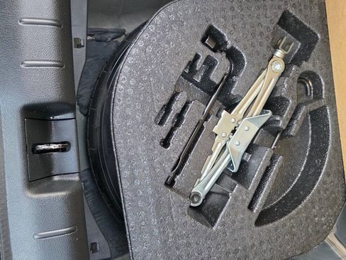 Used 2013 Honda Accord LX image 41