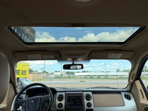 Used 2014 Ford F150 Lariat w/ Equipment Group 501A Mid AWD/4WD image 18