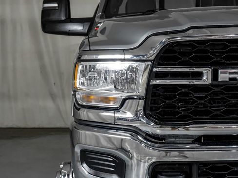 Used 2024 RAM 3500 Tradesman w/ Chrome Appearance Group image 37