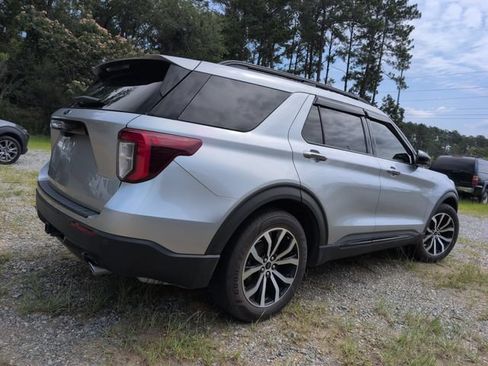 Used 2023 Ford Explorer ST-Line w/ Class IV Trailer Tow Package RWD image 3