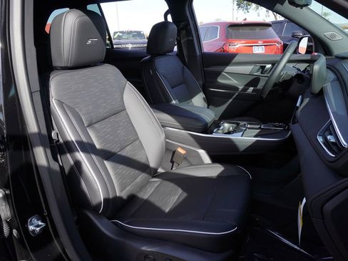 New 2026 Buick Enclave Sport Touring w/ Power Package FWD image 14