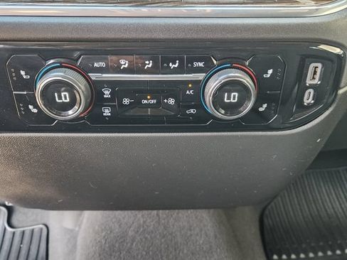 Used 2023 Chevrolet Silverado 1500 LT AWD/4WD image 17