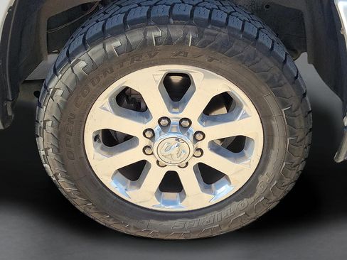 Used 2021 RAM 2500 Big Horn w/ Level B Equipment Group image 7