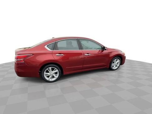 Used 2014 Nissan Altima 2.5 SV w/ Convenience Package FWD image 8