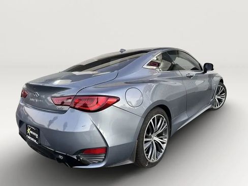 Used 2017 INFINITI Q60 2.0t RWD image 15
