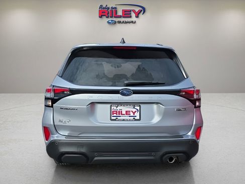 New 2026 Subaru Forester Touring AWD/4WD image 4