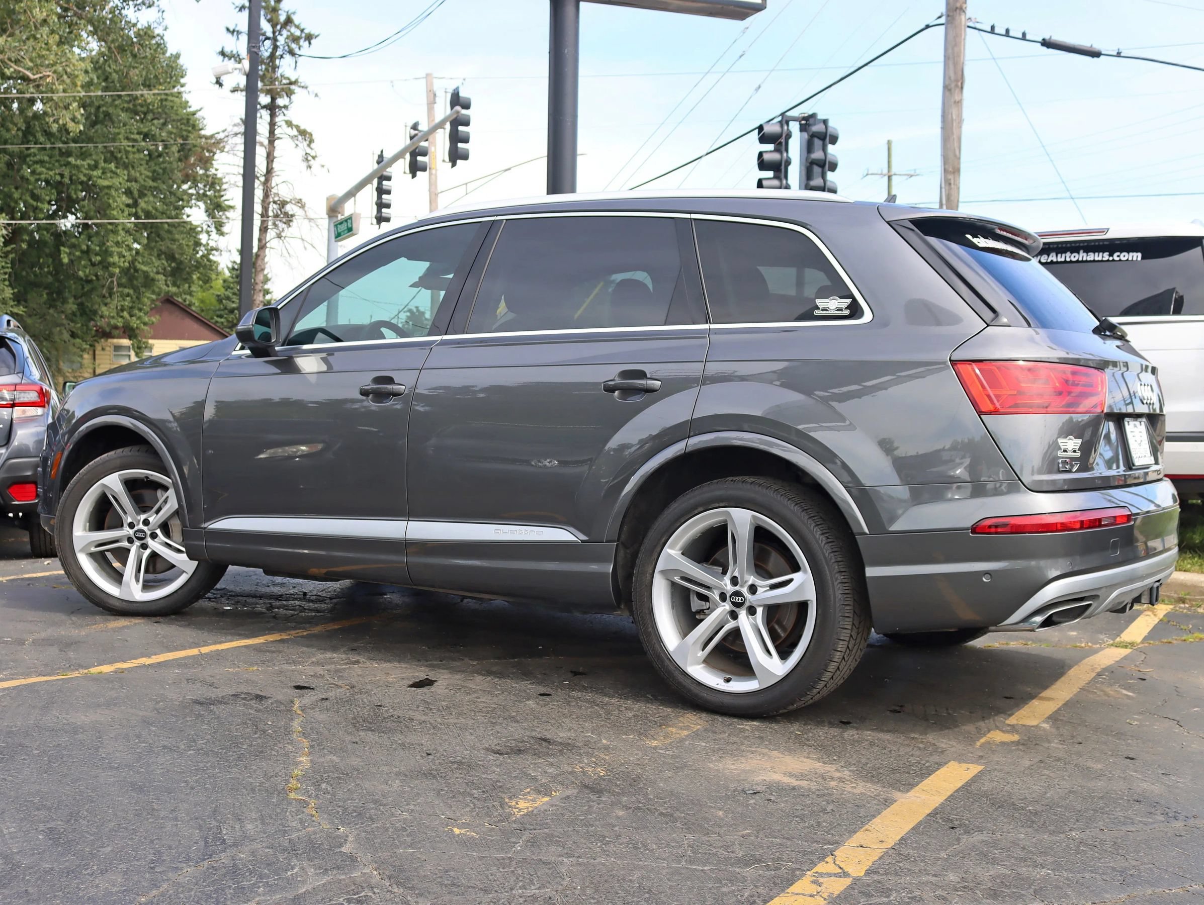 Used 2019 Audi Q7 3.0T Prestige AWD/4WD image 11