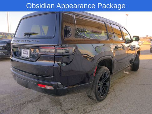 Used 2023 Jeep Grand Wagoneer L Series III w/ Rear Seat Video Group 1 image 8