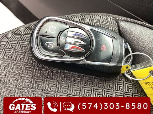 Used 2025 Buick Encore GX Preferred AWD/4WD image 27