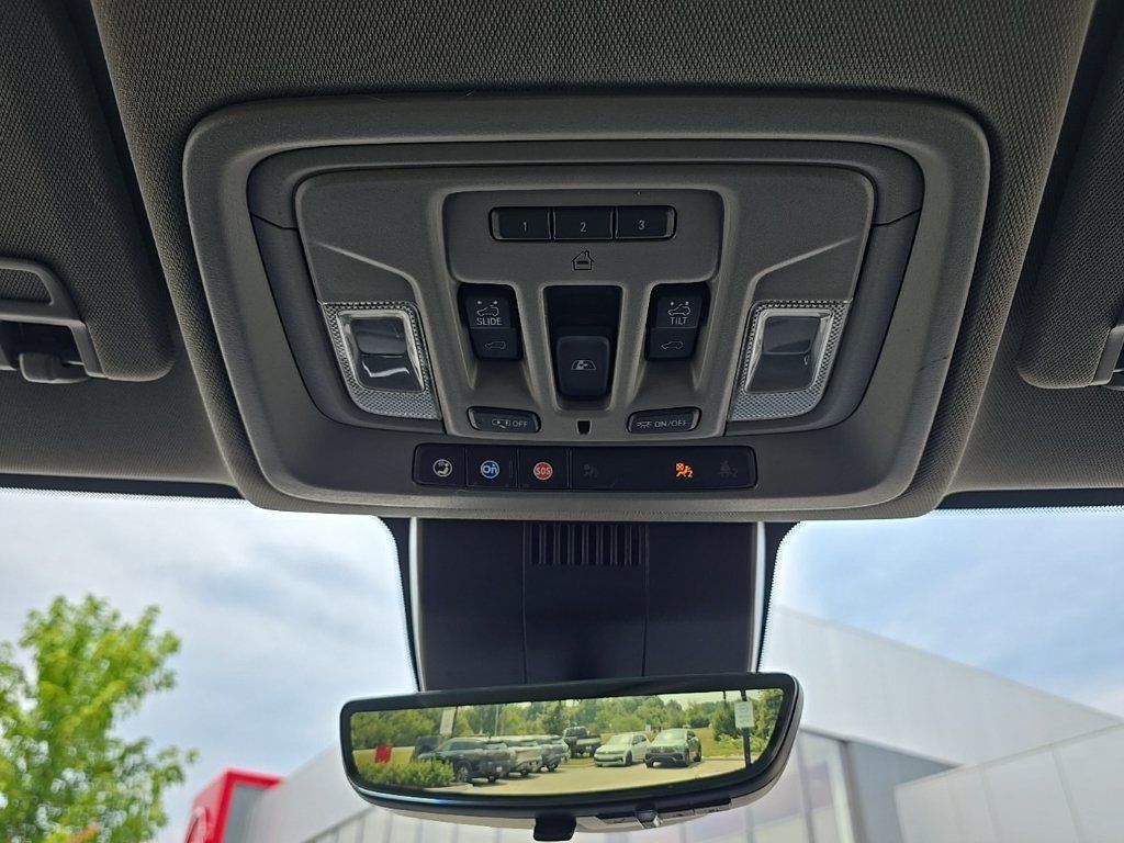 Used 2023 GMC Sierra 1500 Denali w/ Denali Reserve Package AWD/4WD image 19
