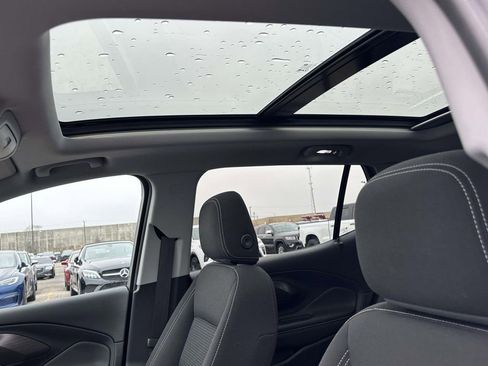 Certified 2023 GMC Terrain SLE w/ Driver Convenience Package image 22