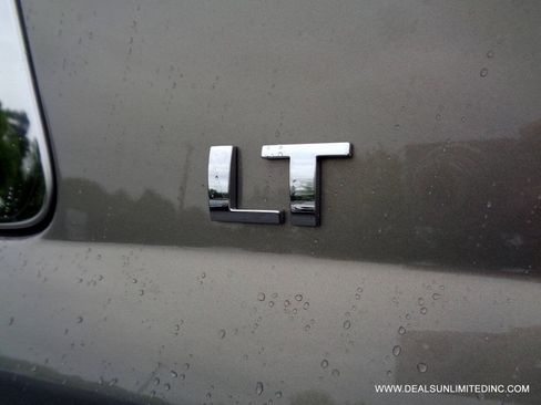 Used 2017 Chevrolet Tahoe LT AWD/4WD image 6