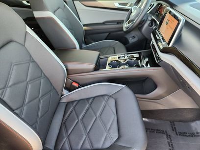 New 2026 Volkswagen Atlas Peak Edition