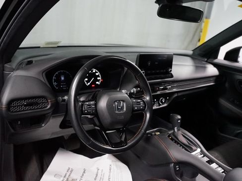 Used 2025 Honda HR-V Sport image 11