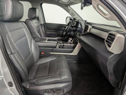 Used 2022 Toyota Tundra Limited AWD/4WD image 23