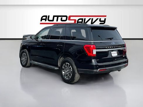 Used 2024 Ford Expedition XLT AWD/4WD image 5