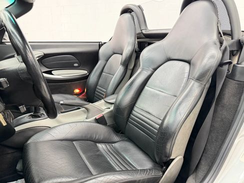 Used 2001 Porsche Boxster S RWD image 35
