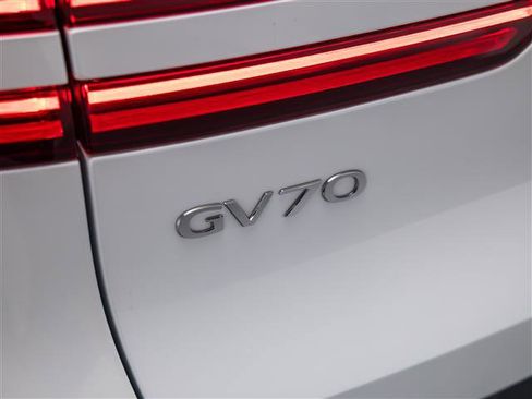 New 2026 Genesis GV70 2.5T Sport Prestige w/ G1 Accessory Package image 14