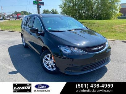 Used 2020 Chrysler Voyager LX