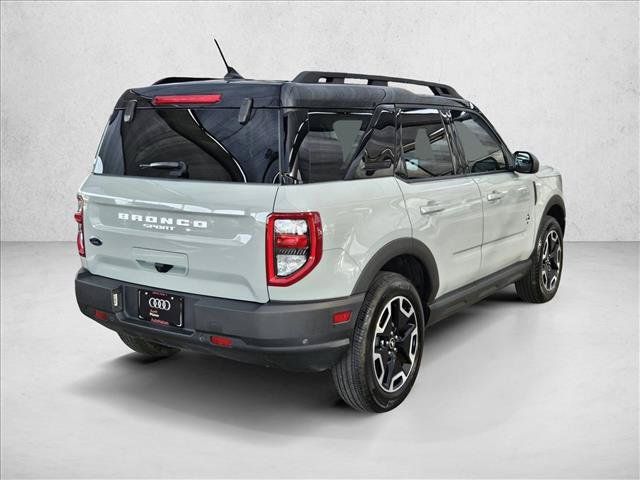 Used 2022 Ford Bronco Sport Outer Banks w/ Tech Package AWD/4WD image 5
