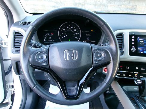 Used 2019 Honda HR-V EX-L image 20