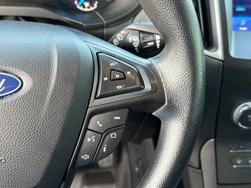Used 2020 Ford Edge SE FWD image 30