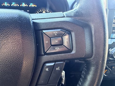 Used 2018 Ford F150 XLT w/ Equipment Group 302A Luxury image 10