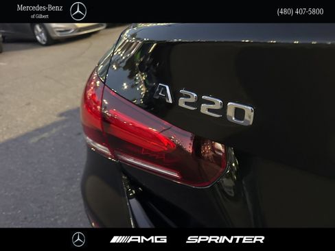 Used 2022 Mercedes-Benz A 220 image 5
