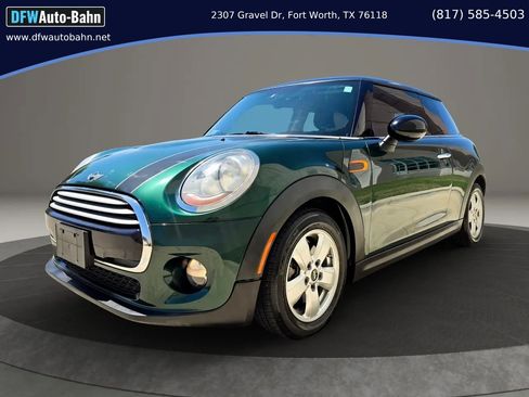 Used 2014 MINI Cooper 2-Door Hardtop FWD image 1