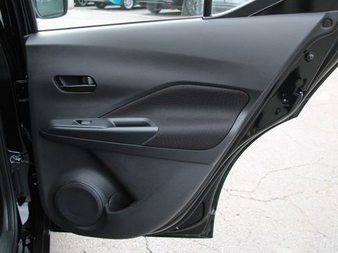 Certified 2025 Nissan Kicks Play S FWD image 28