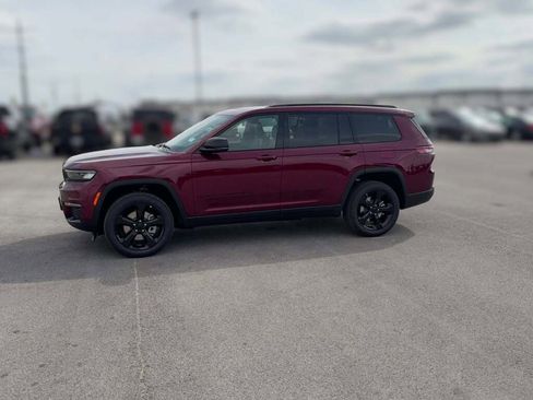New 2025 Jeep Grand Cherokee L Limited w/ Black Appearance Package image 5