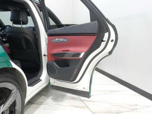 Used 2022 Genesis GV70 3.5T Sport w/ Sport Prestige Package AWD/4WD image 65