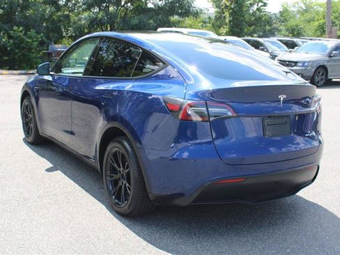 Used 2023 Tesla Model Y Long Range AWD/4WD image 5