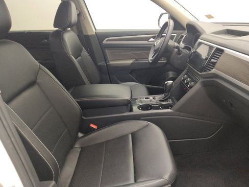 Used 2023 Volkswagen Atlas SE FWD image 21