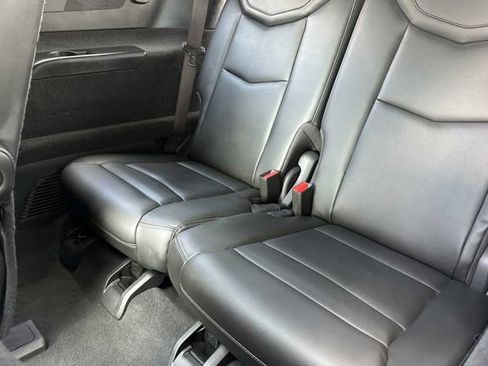 Certified 2025 Cadillac XT6 Premium Luxury image 15